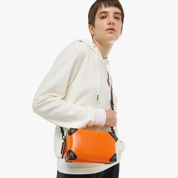 MCM Klassik Crossbody In Spanish Leather